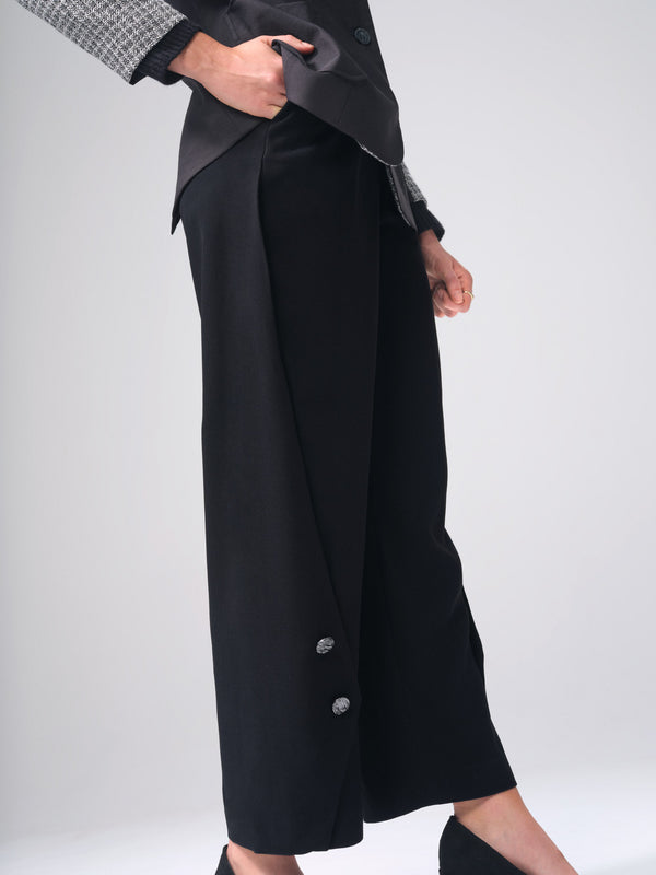 Flapped Wide-Leg Trousers